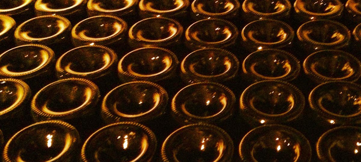 Les Marchands Wine Bar & Merchant